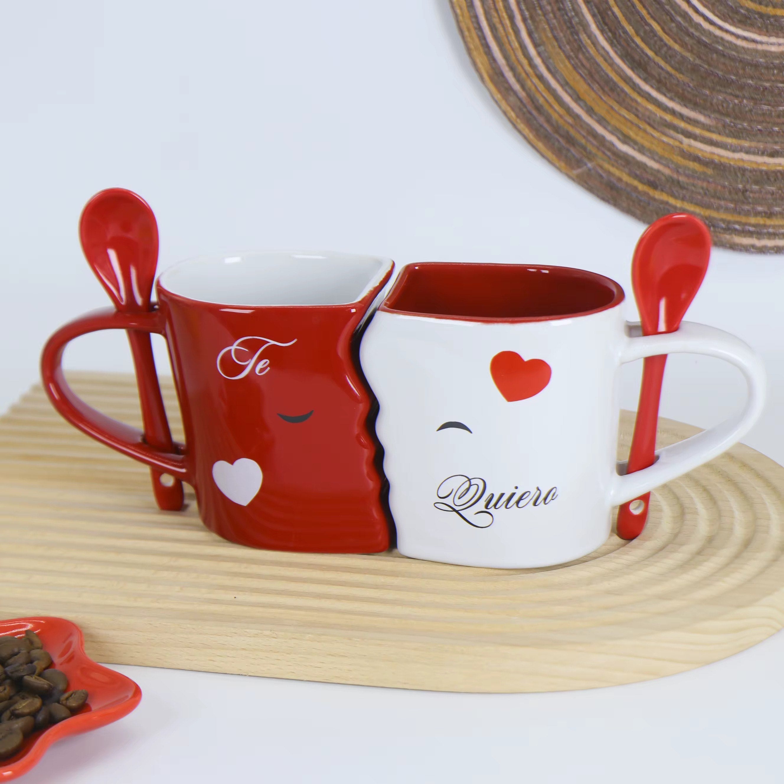 TASSE "JE T'AIME" EN CÉRAMIQUE